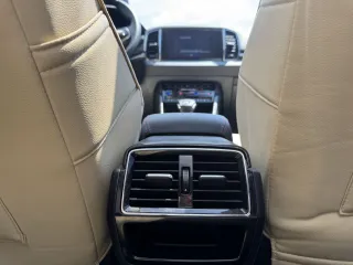 Skoda Karoq 2022 — фото 18 из 58