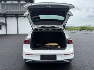 Volkswagen Golf 2021 — фото 18 из 27