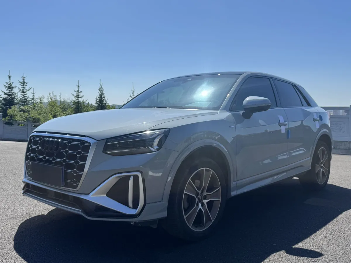 Audi Q2
