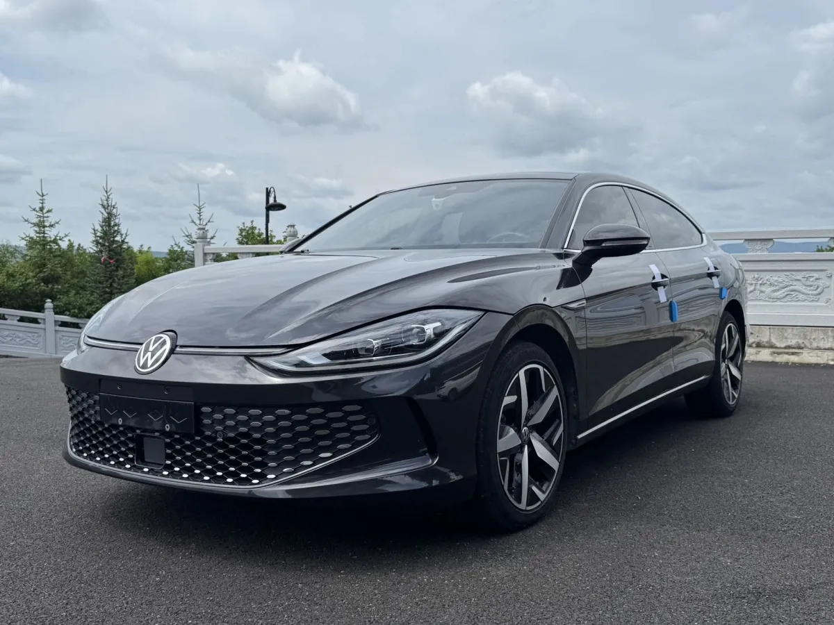 Volkswagen Lamando L