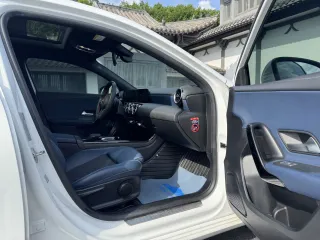 Mercedes A-Class 2022 — фото 30 из 56