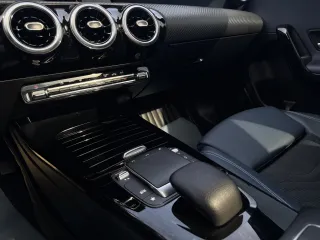 Mercedes A-Class 2022 — фото 14 из 56