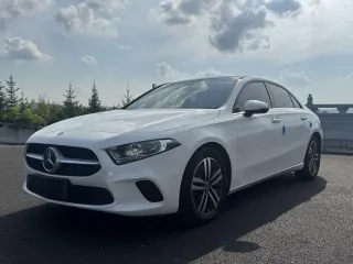 Mercedes-Benz A-Class 2022 — фото автомобиля из Китая