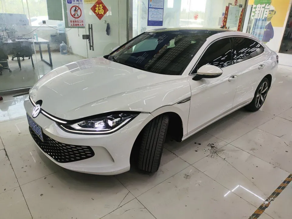 Volkswagen Lamando L