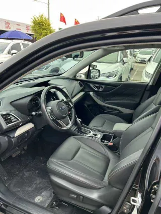 Subaru Forester 2023 — фото 4 из 6