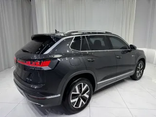 Volkswagen Tayron 2022 — фото 25 из 33