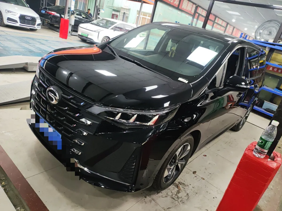 GAC Trumpchi M6 2021 — фото 1 из 6