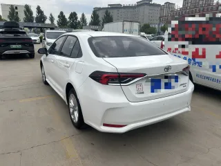 Toyota Corolla 2022 — фото 2 из 5