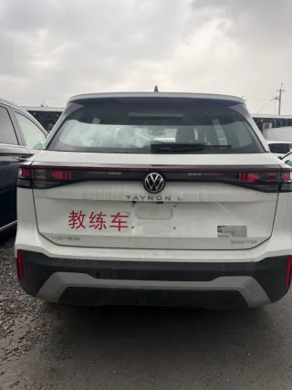 Volkswagen Tayron L 2026 — фото 2 из 7