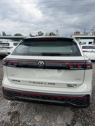 Volkswagen Tiguan L 2026 — фото 2 из 9