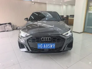 Audi A3 2022 — фото 2 из 27