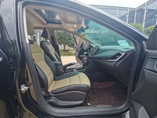 Chevrolet Monza 2022 — фото 13 из 25