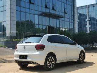 Volkswagen POLO 2023 — фото 12 из 14