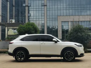 Honda Vezel 2023 — фото 30 из 40