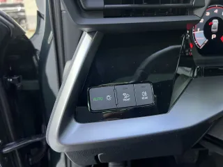 Audi A3 2023 — фото 2 из 27