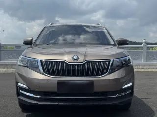 Skoda Kamiq 2022 — фото 2 из 58