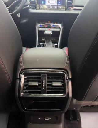 Skoda Karoq 2022 — фото 33 из 54