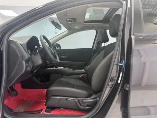 Honda Vezel 2022 — фото 7 из 24