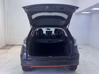 Honda Vezel 2022 — фото 15 из 24