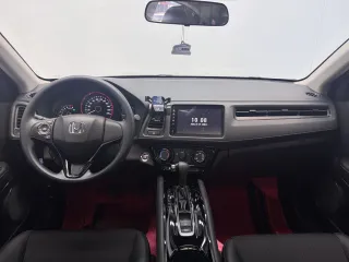 Honda Vezel 2022 — фото 14 из 24