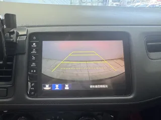 Honda Vezel 2022 — фото 18 из 24