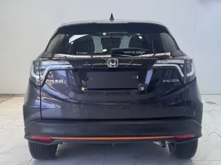 Honda Vezel 2022 — фото 5 из 24