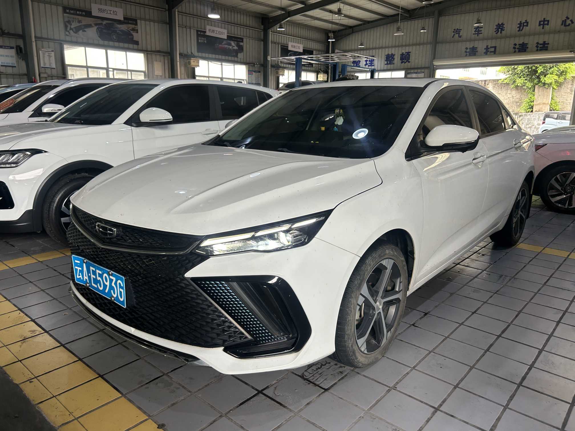 Geely Emgrand L