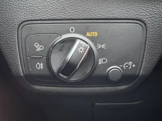 Audi Q2 2023 — фото 10 из 26