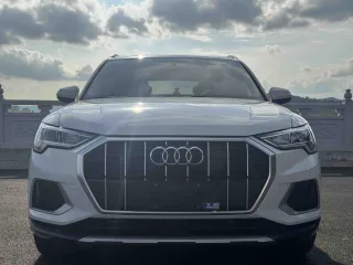 Audi Q3 2021 — фото 2 из 15
