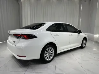 Toyota Corolla 2023 — фото 4 из 54