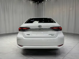 Toyota Corolla 2023 — фото 28 из 54