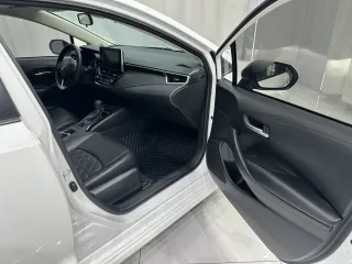 Toyota Corolla 2023 — фото 41 из 54