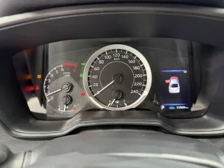 Toyota Corolla 2022 — фото 10 из 25