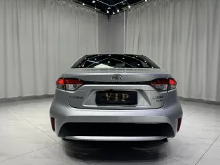 Toyota Levin 2022 — фото 1 из 25
