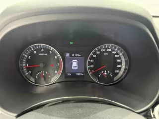 Kia KX3 2023 — фото 4 из 9
