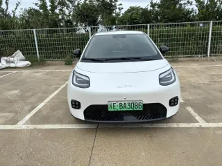 GAC Aion UT 2025 — фото 2 из 13