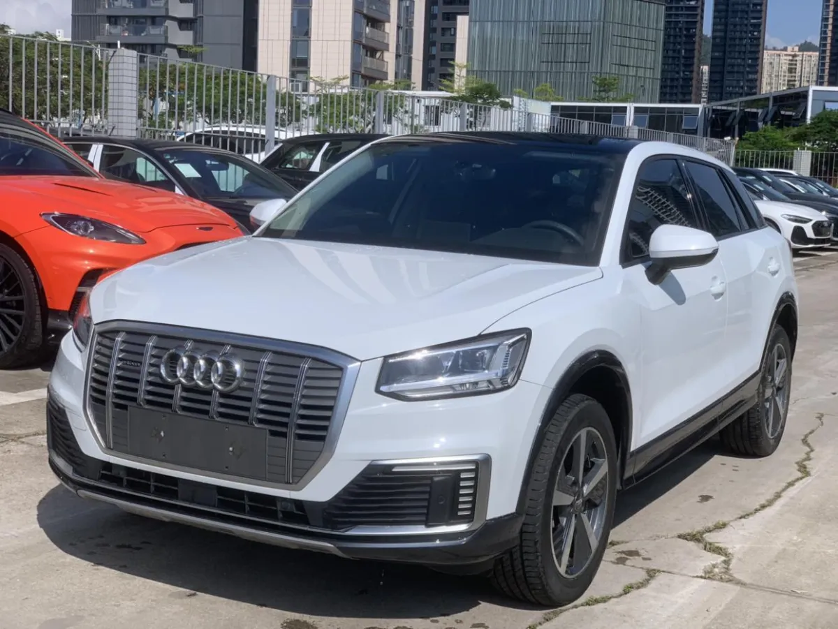 Audi Q2 2020 — фото 1 из 12