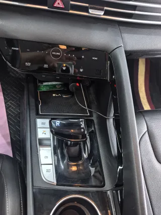 Hyundai Elantra 2022 — фото 11 из 28