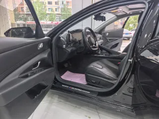 Hyundai Elantra 2022 — фото 7 из 28