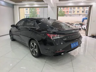 Hyundai Elantra 2022 — фото 6 из 28