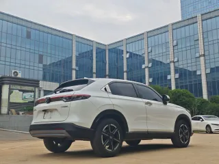 Honda Vezel 2023 — фото 5 из 24