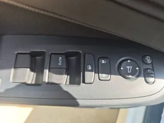 Honda Vezel 2023 — фото 15 из 32