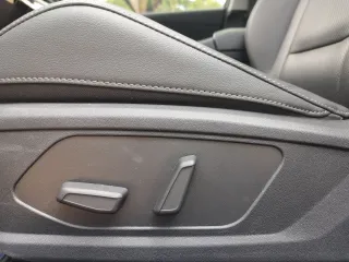 Hyundai Elantra 2023 — фото 10 из 17