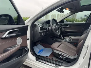 BMW 1-Series 2022 — фото 11 из 25