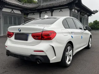 BMW 1-Series 2022 — фото 4 из 25