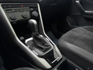 Volkswagen T-Roc 2022 — фото 14 из 30