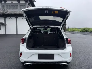 Volkswagen T-Roc 2022 — фото 20 из 30