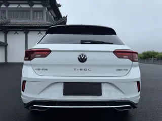 Volkswagen T-Roc 2022 — фото 5 из 30