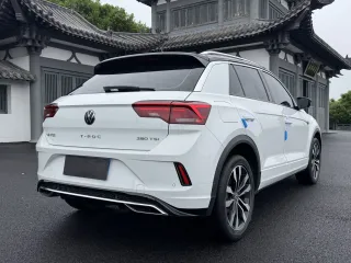 Volkswagen T-Roc 2022 — фото 4 из 30