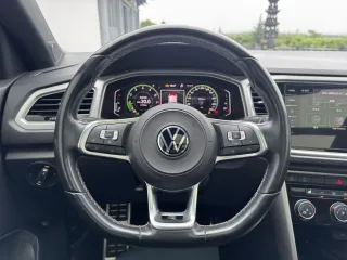 Volkswagen T-Roc 2022 — фото 15 из 30